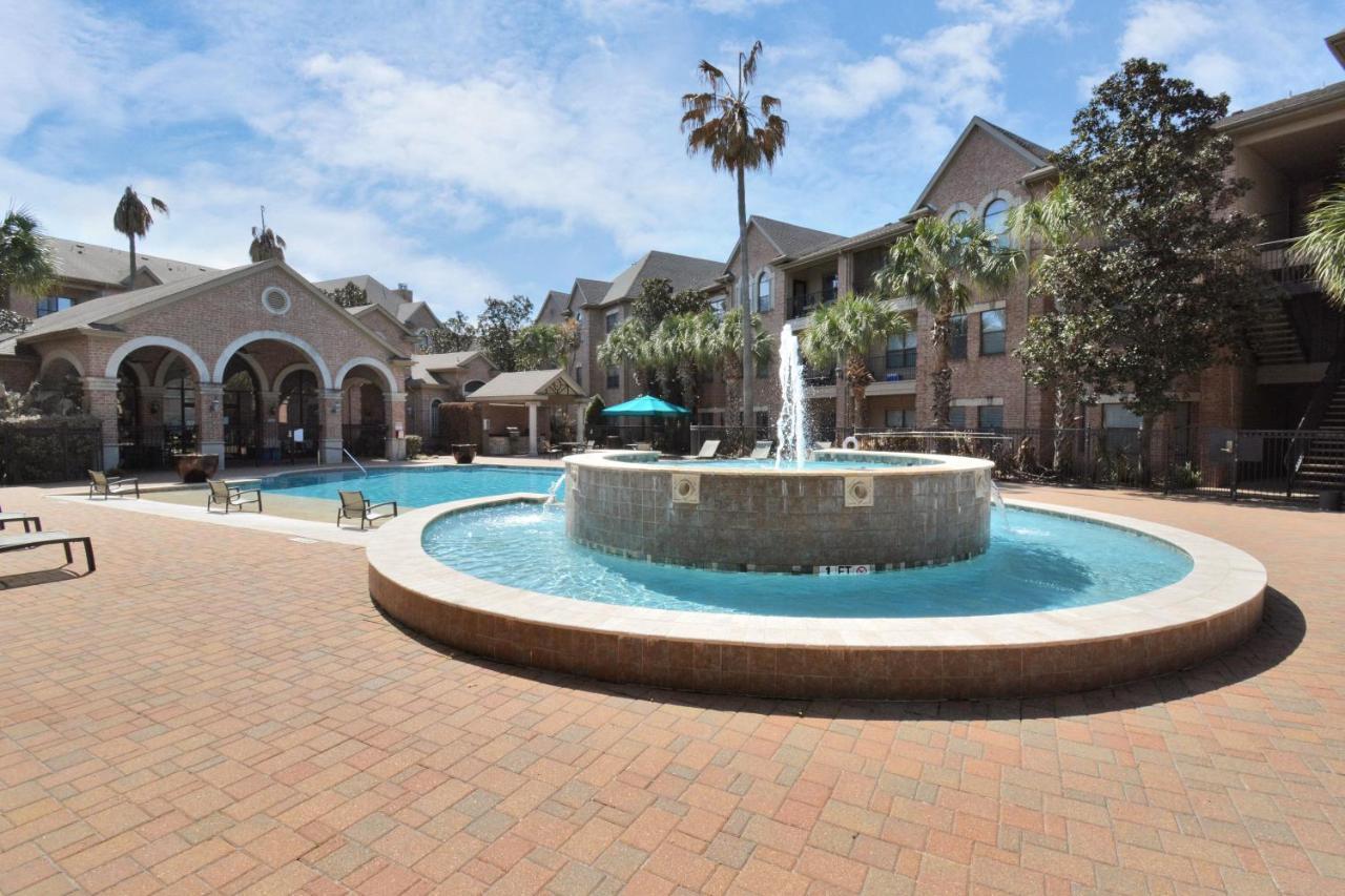 ヒューストンZjhalik'S Luxury French Quartersアパートメント エクステリア 写真